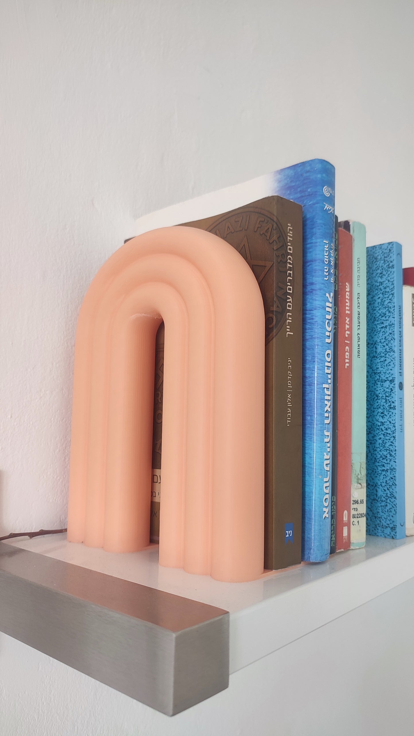Arc Bookend