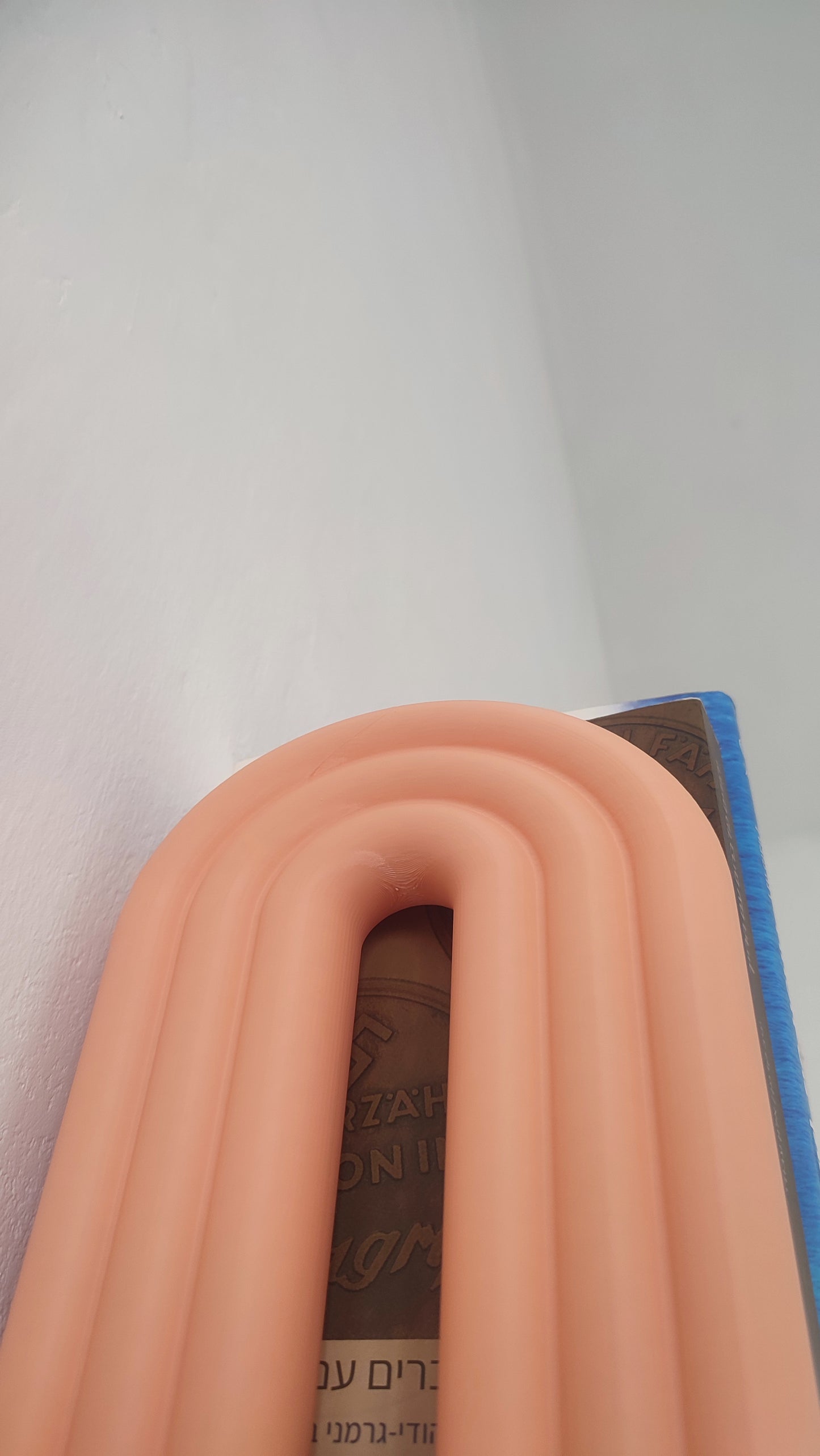 Arc Bookend