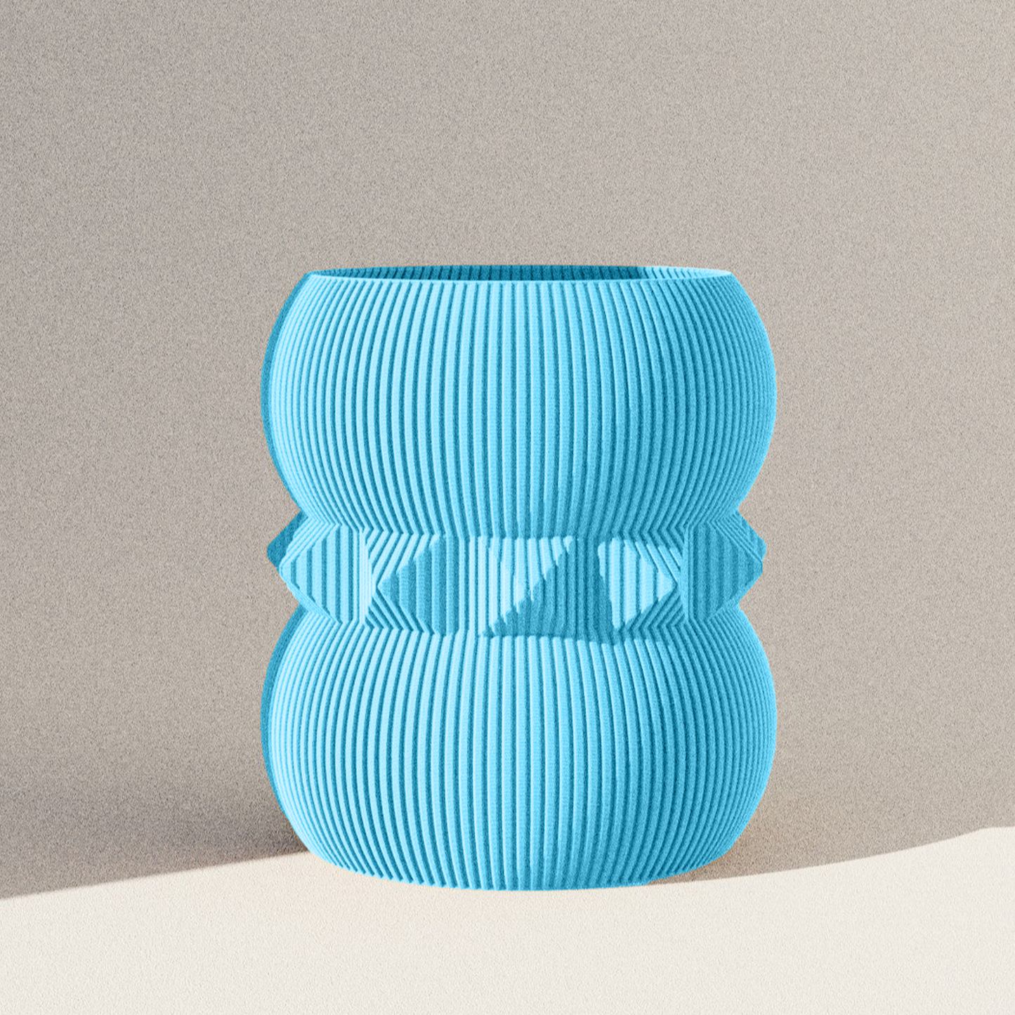 Henrieta Vase
