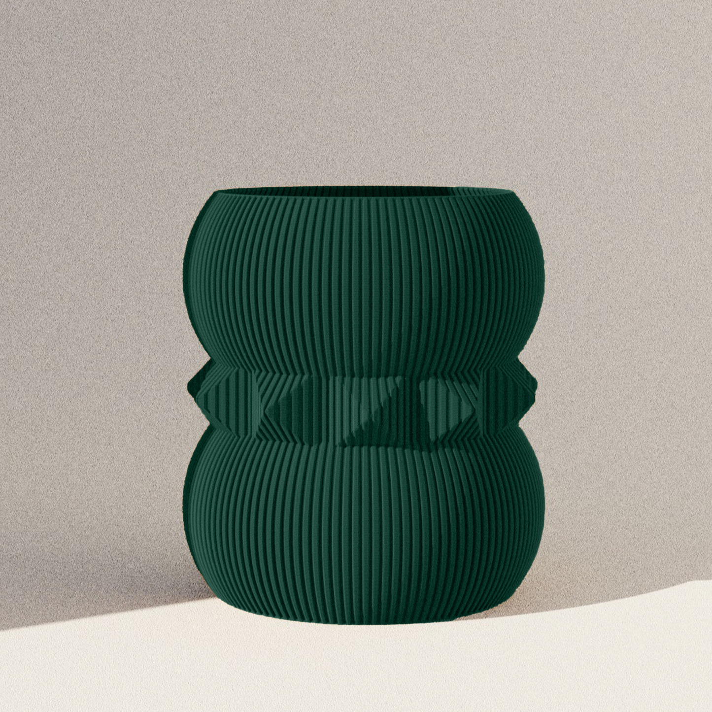 Henrieta Vase