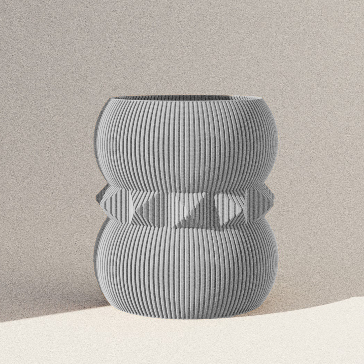 Henrieta Vase