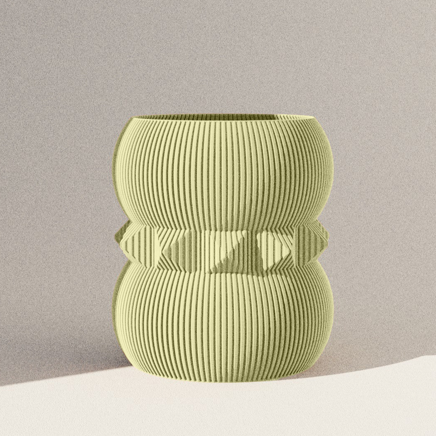 Henrieta Vase