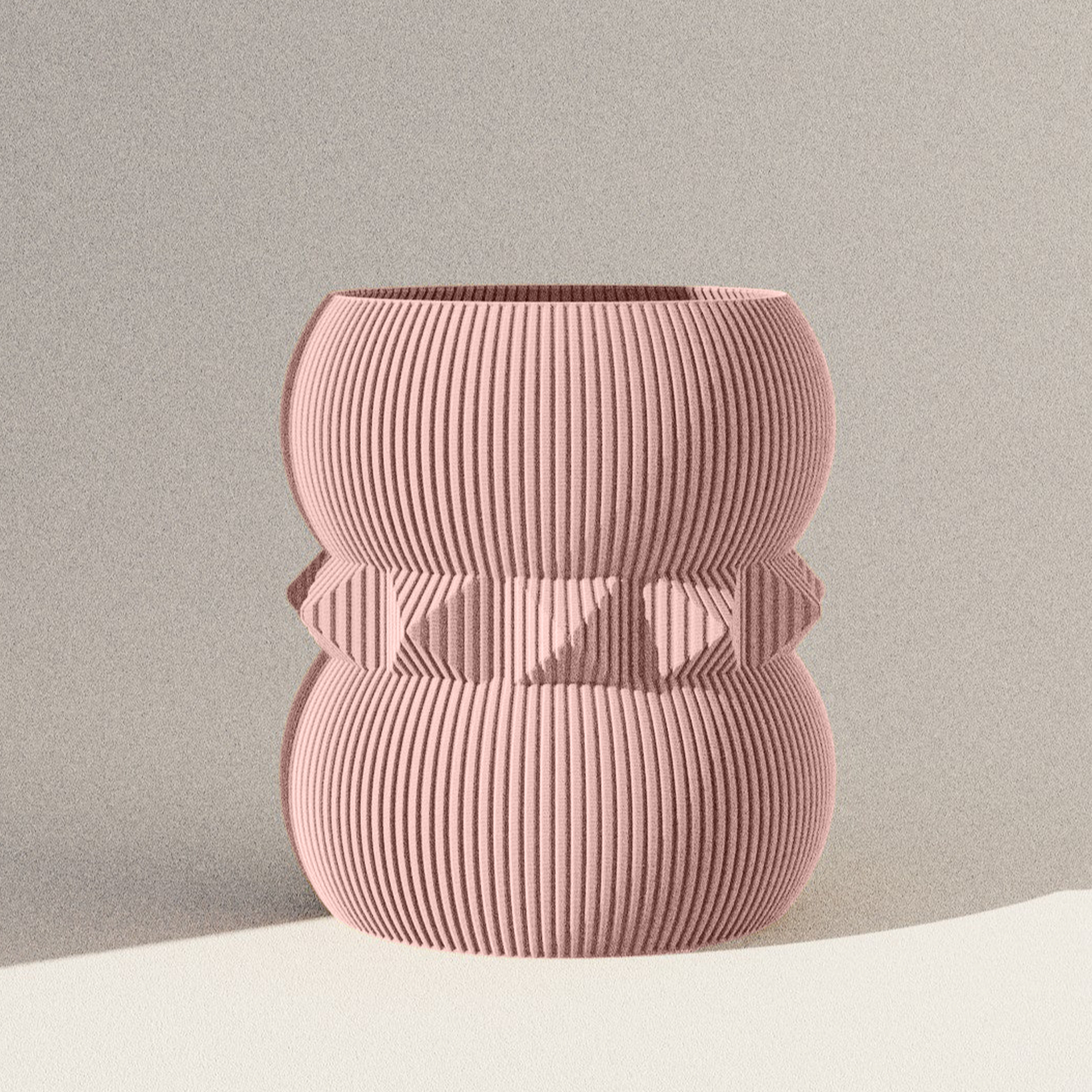 Henrieta Vase