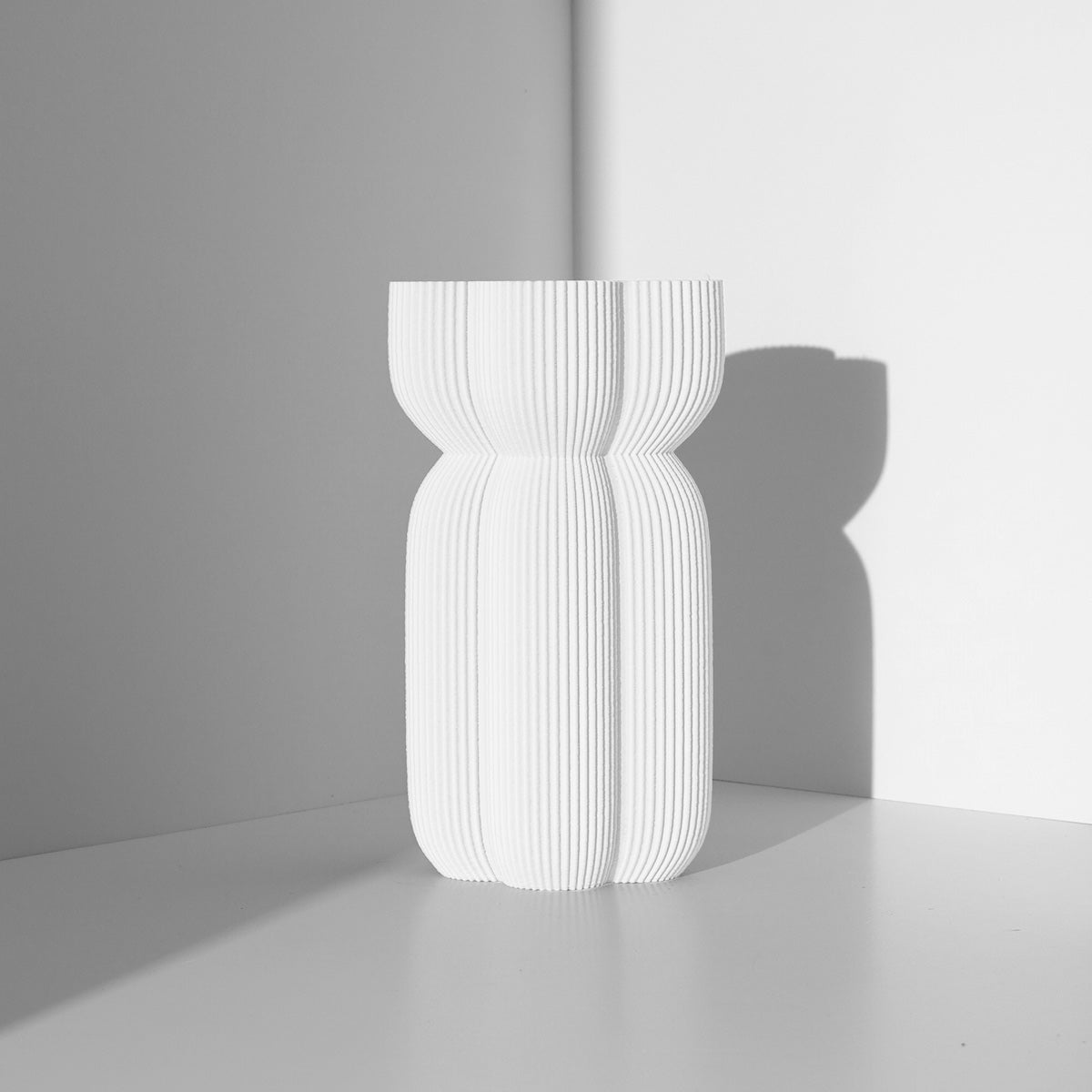 Caribe Vase - Vessela -Large White