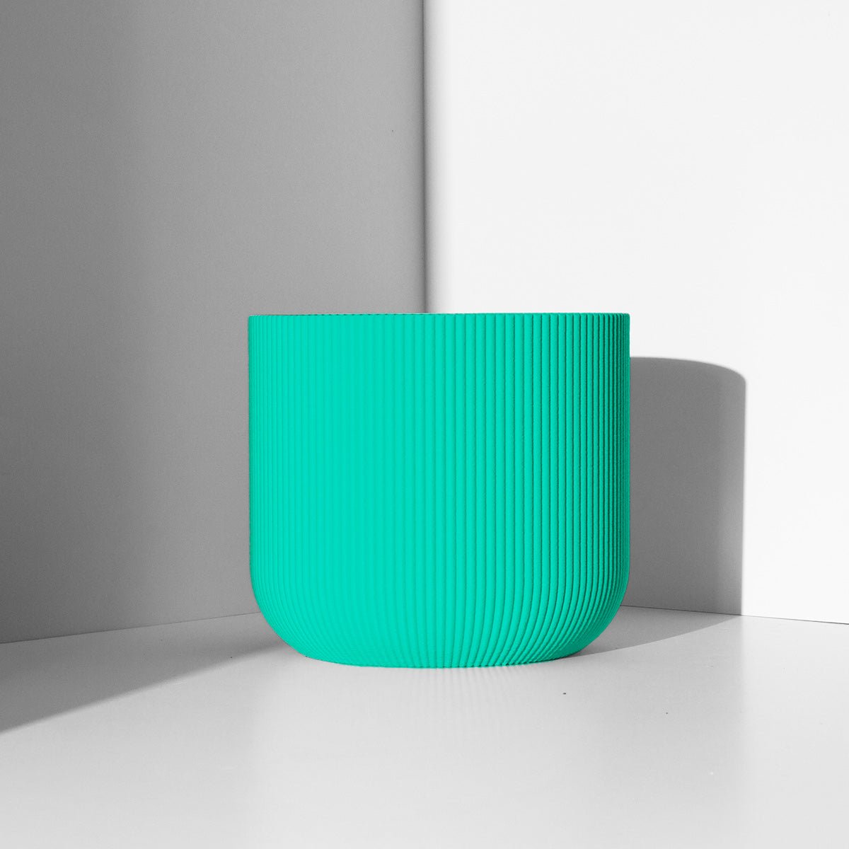 70mm Lake Green Forma Planter - Vessela