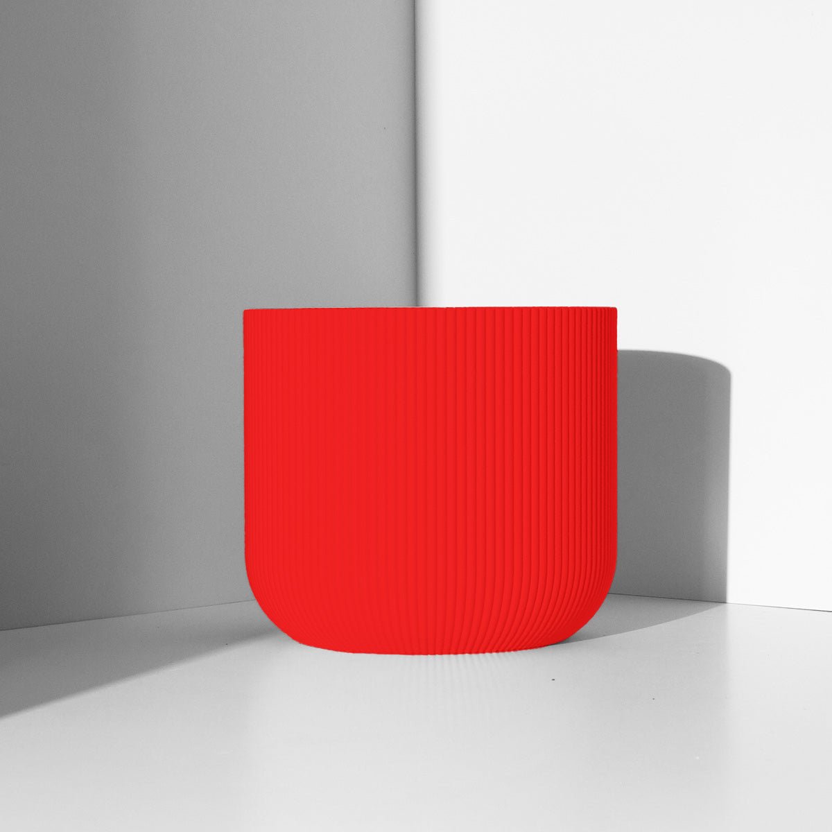 70mm Red Forma Planter - Vessela