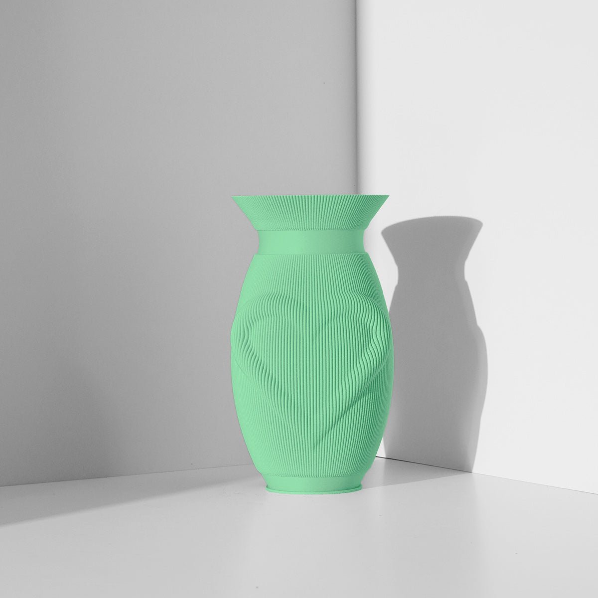 Love Vase - Vessela
