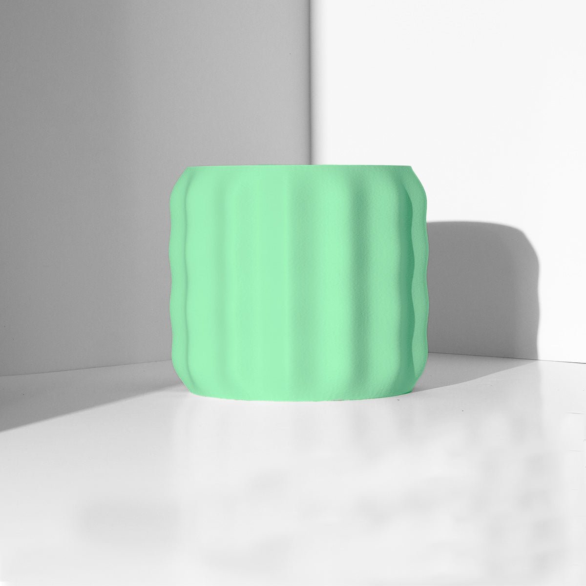 Luma Planter - Vessela