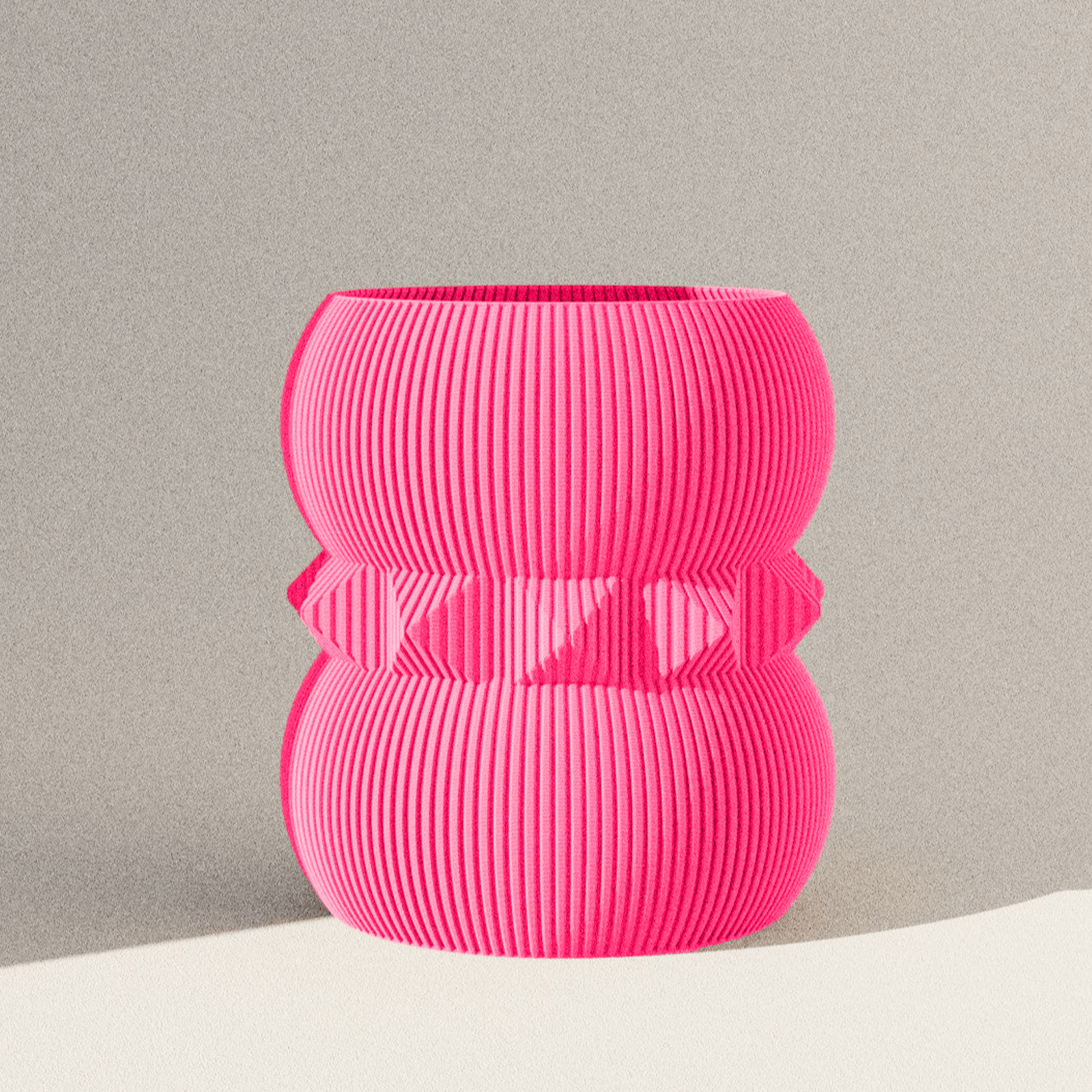 Henrieta Vase - Vessela