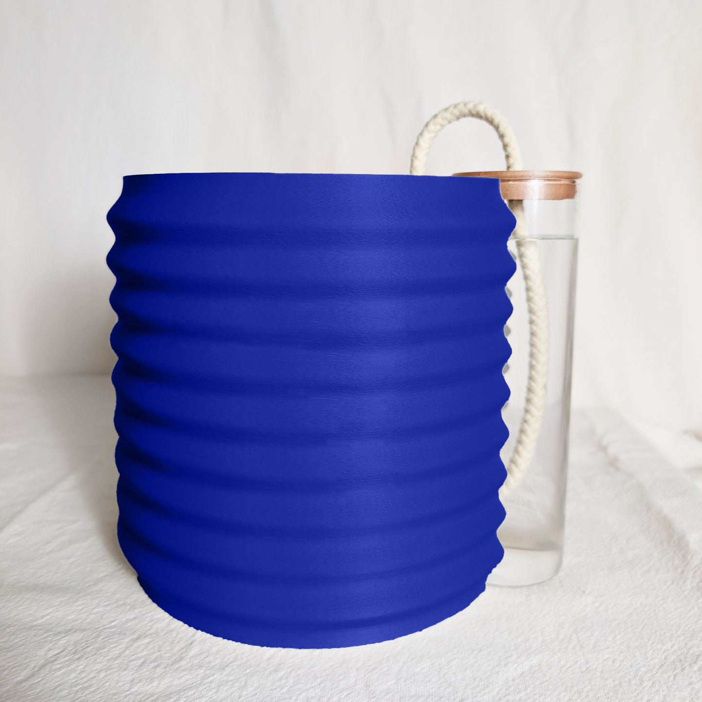 Orin Pot with AquaTank™ Self-Watering System