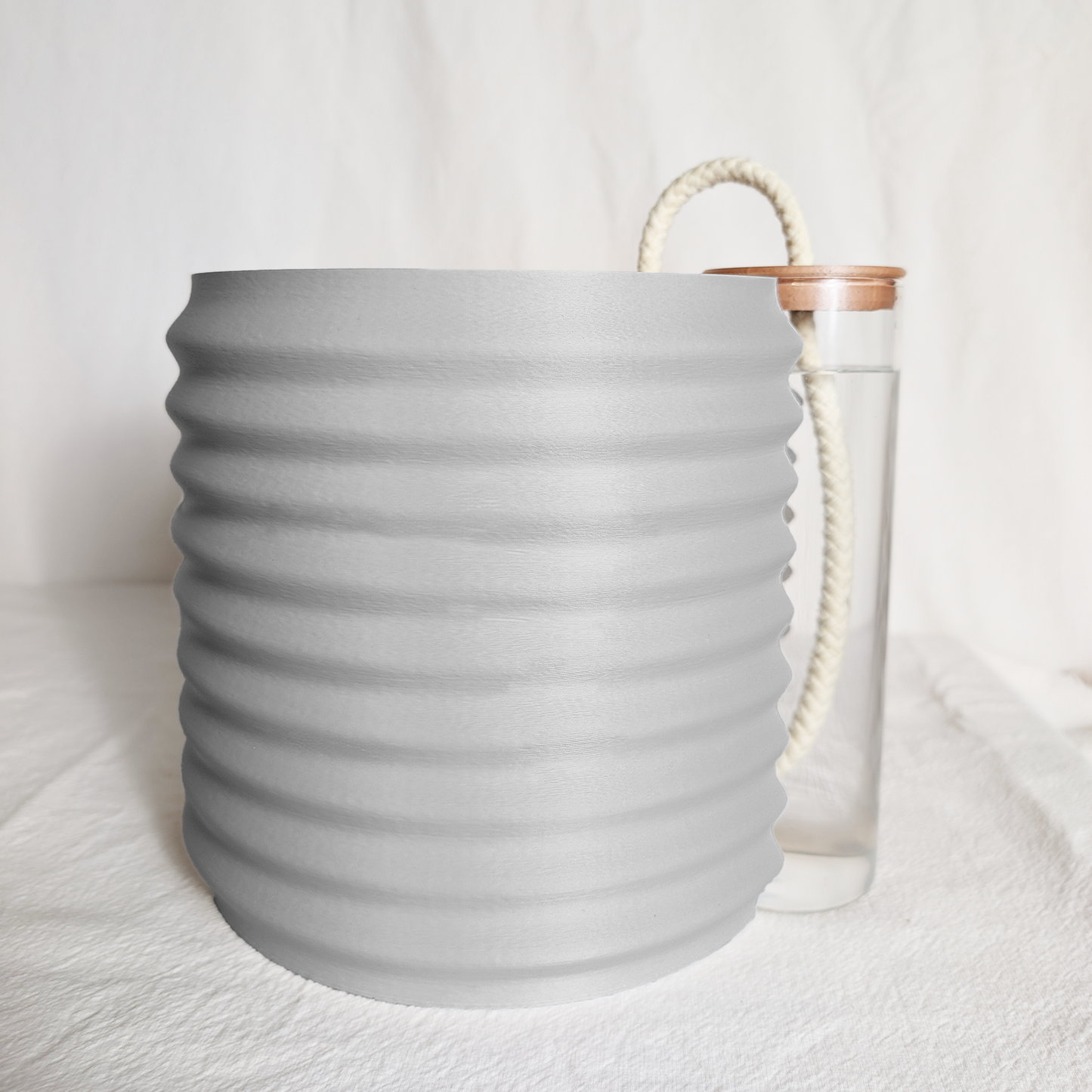 Orin Pot with AquaTank™ Self-Watering System