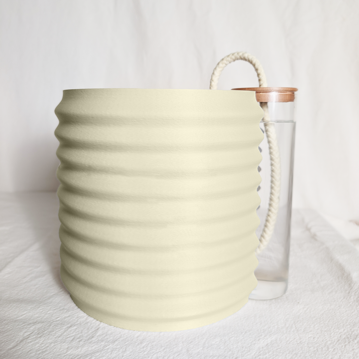 Orin Pot with AquaTank™ Self-Watering System