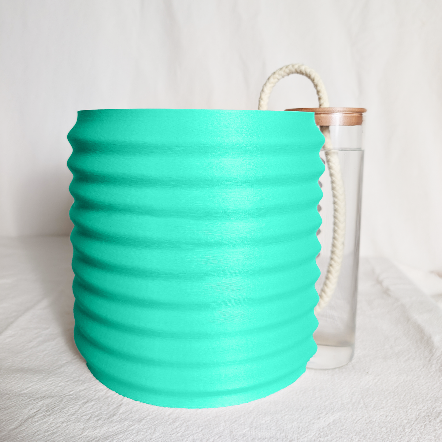 Orin Pot with AquaTank™ Self-Watering System