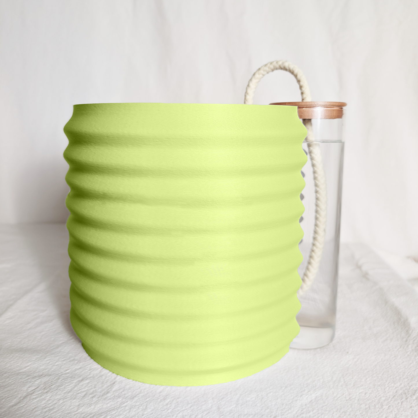 Orin Pot with AquaTank™ Self-Watering System