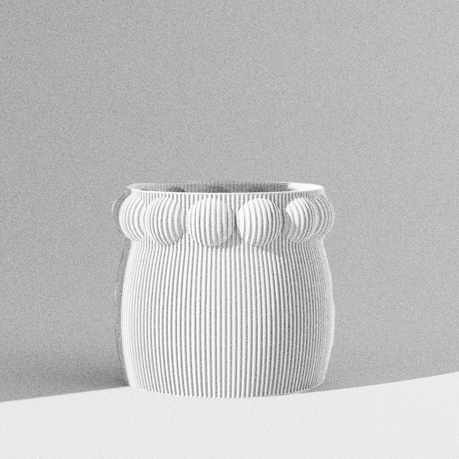 Big Pete Planter - Vessela