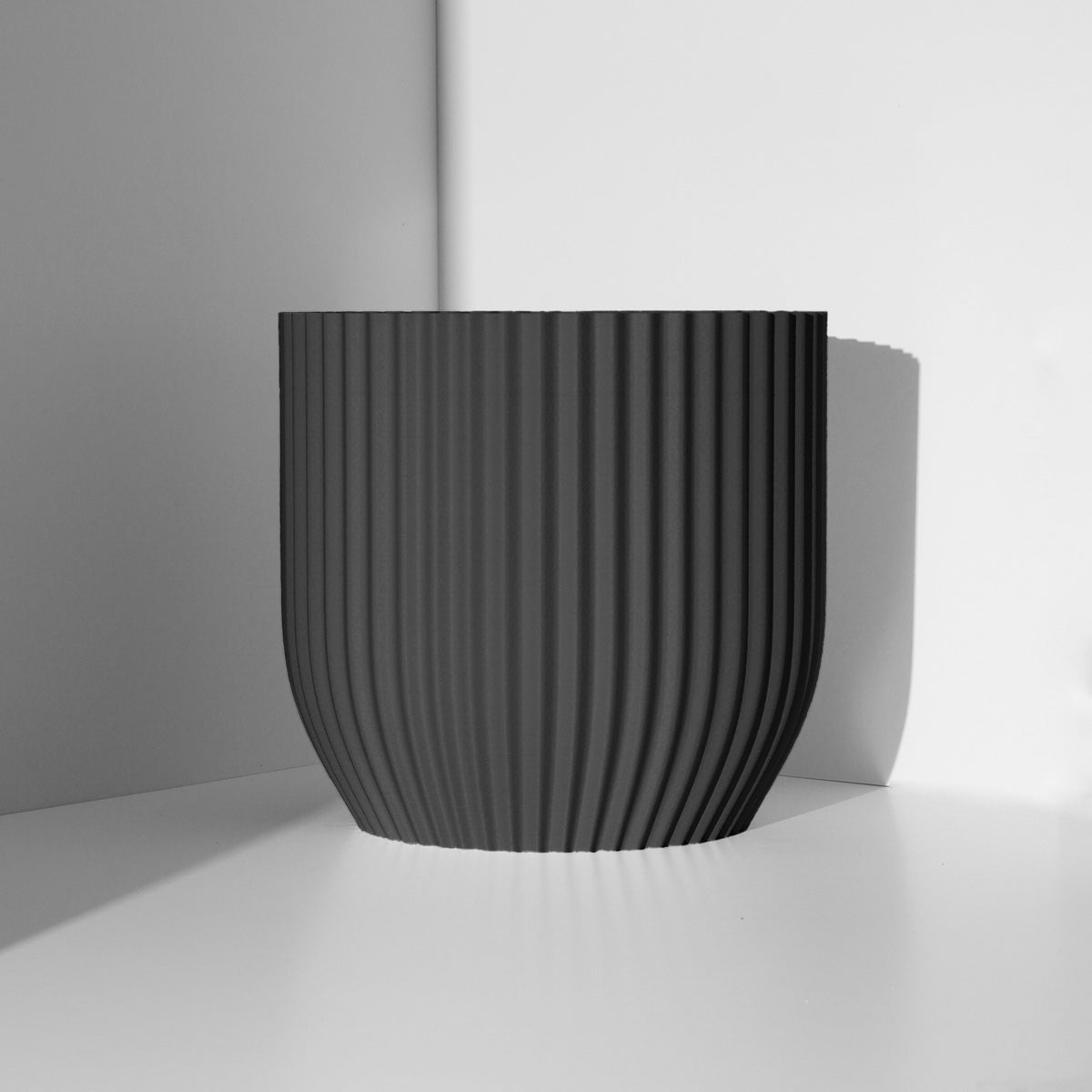 Rilla Planter - Vessela - 70mm wide - Black Colour