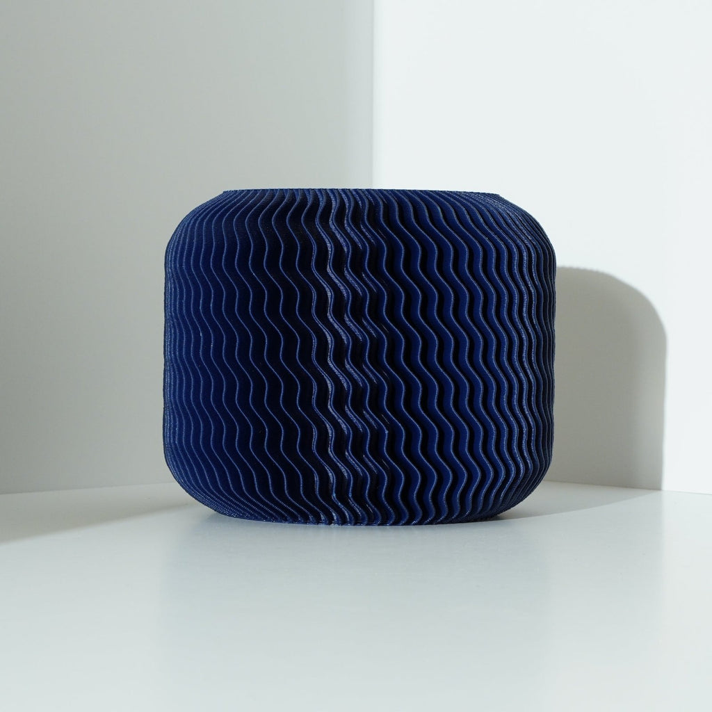 Malibu planter, a 3D printed pot with a fluid silhouette by Lu Cop, made in Australia – view 140