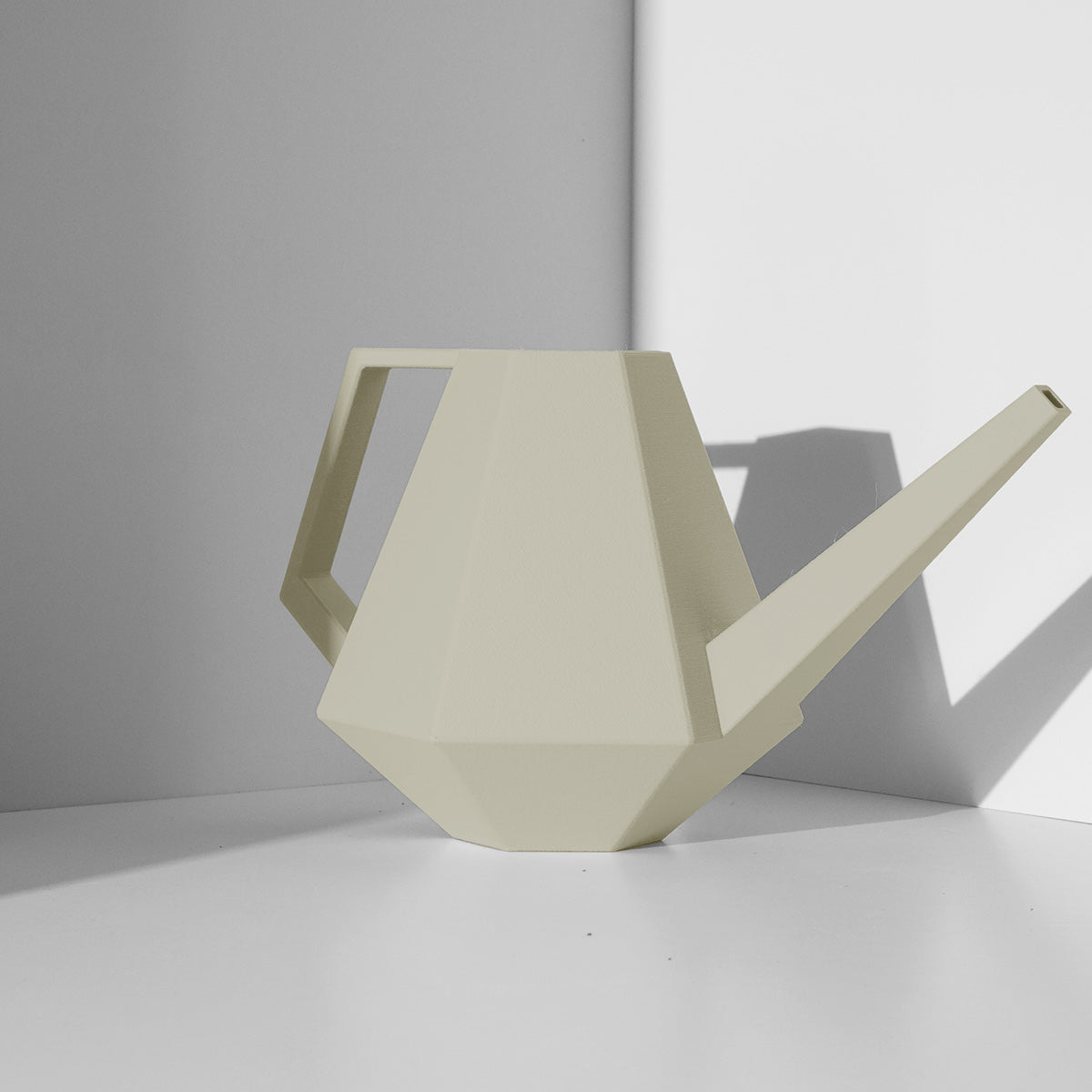 Facet Watering Can - Vessela
