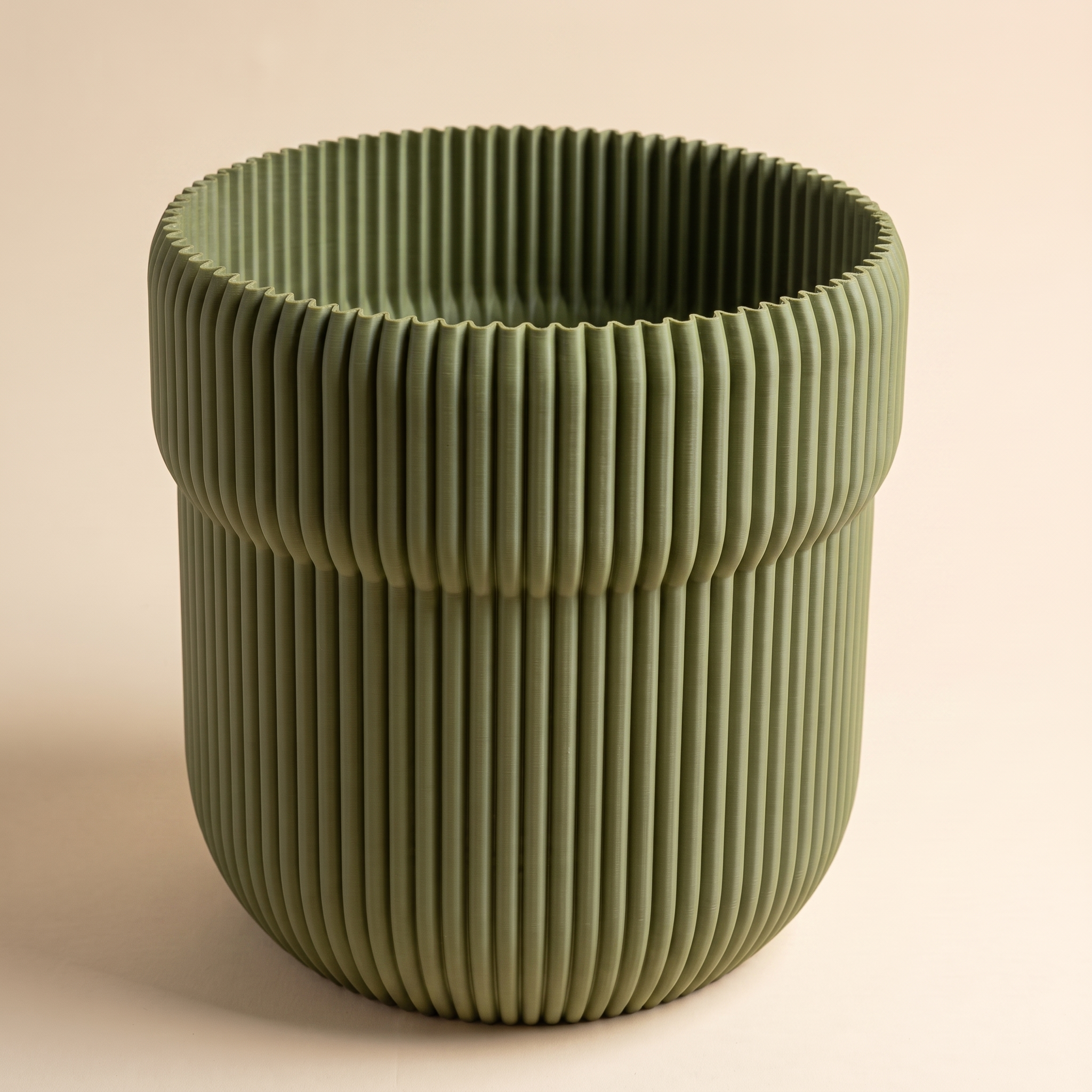 Truco Planter Olive Green