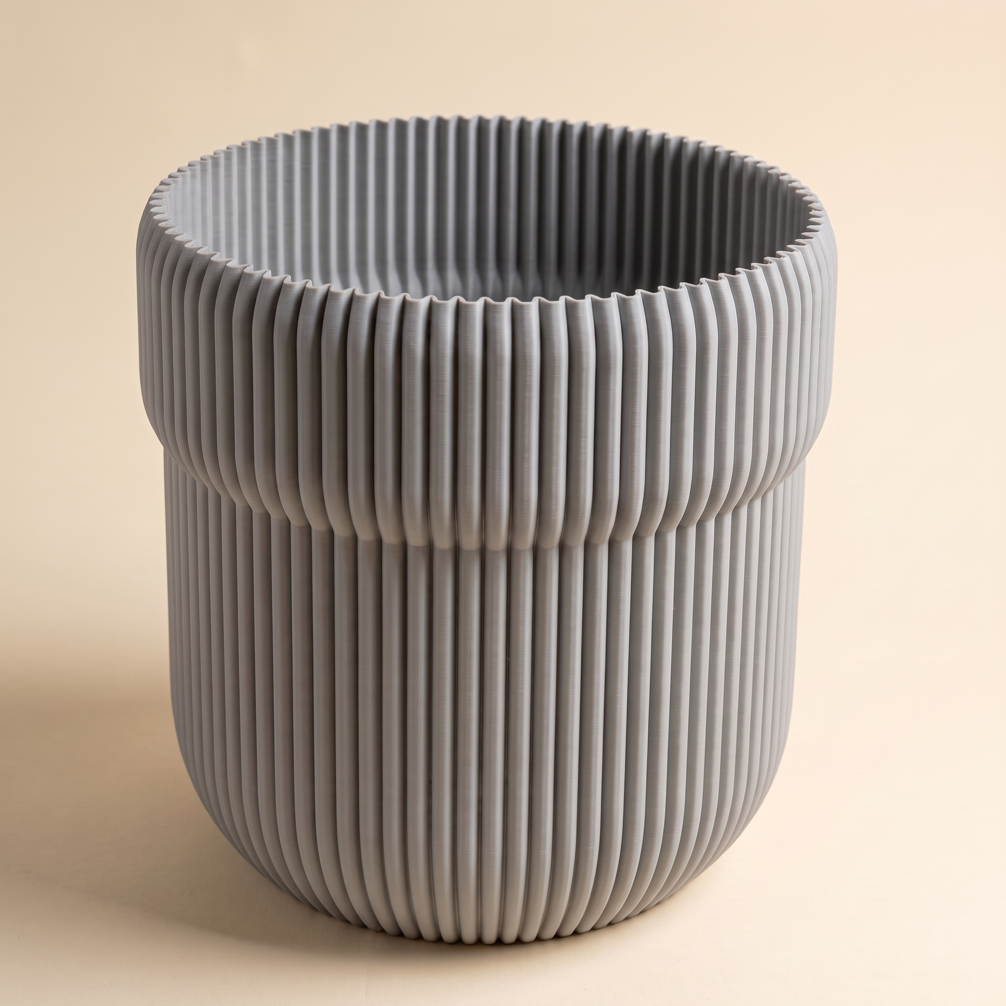 Truco Planter Grey