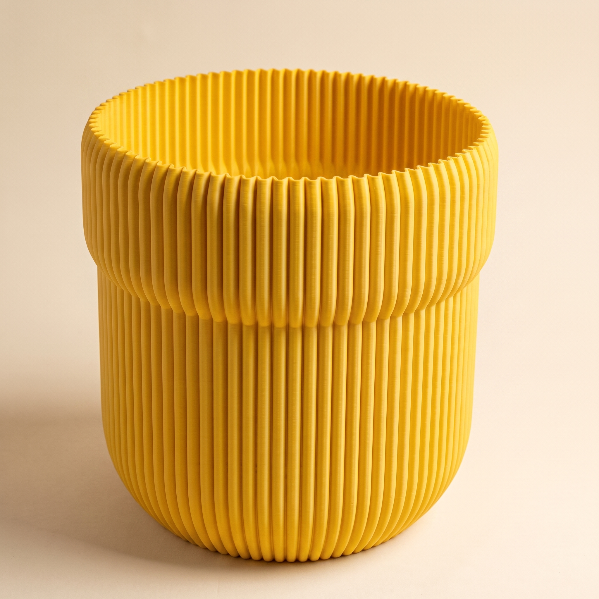 Truco Planter Yellow