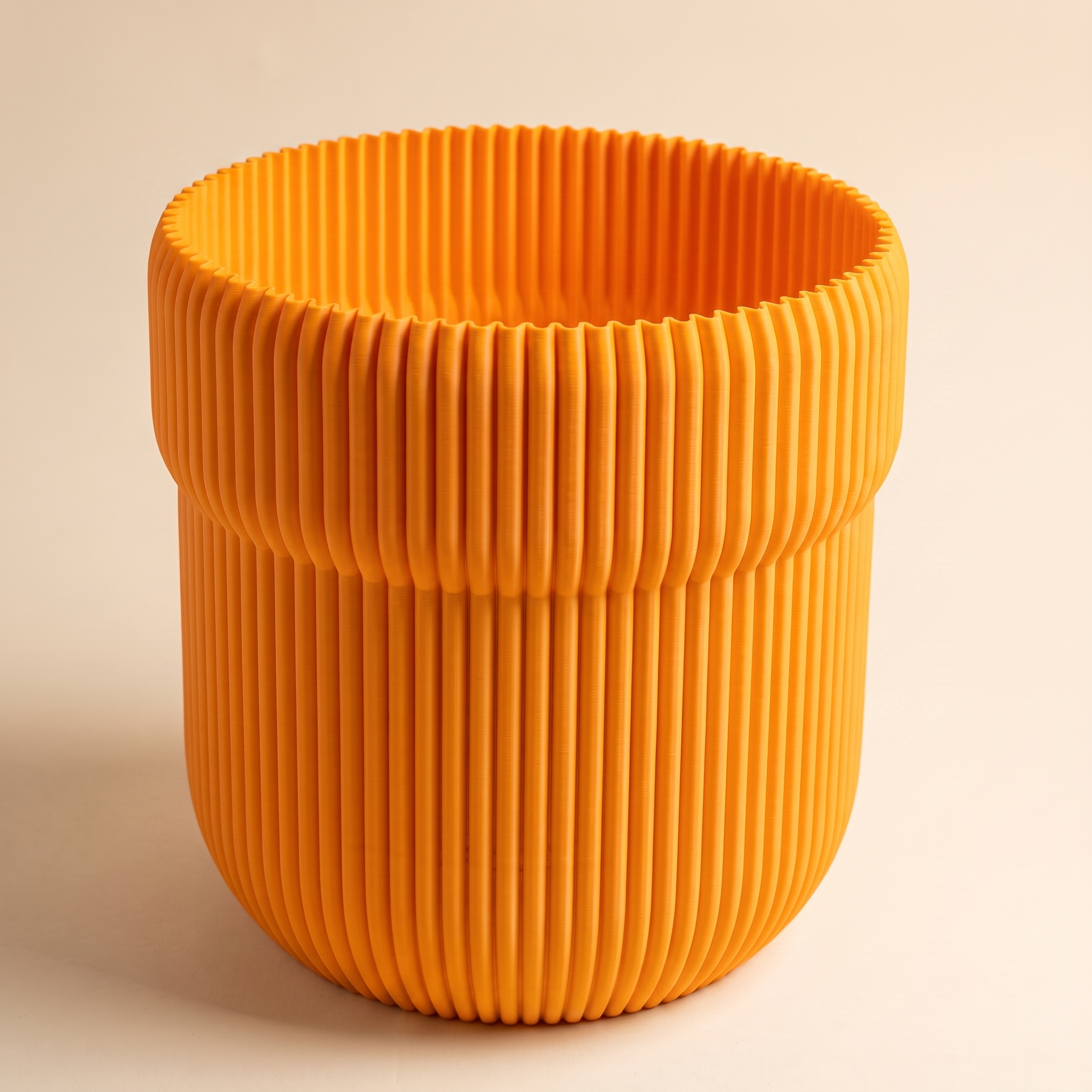 Truco Planter Orange