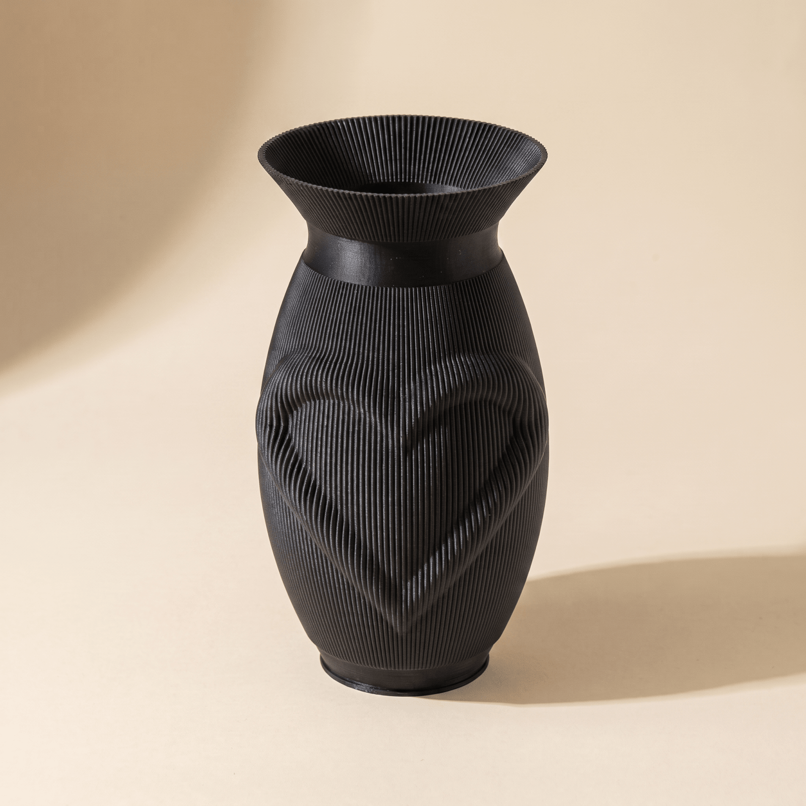 Love Vase - Vessela