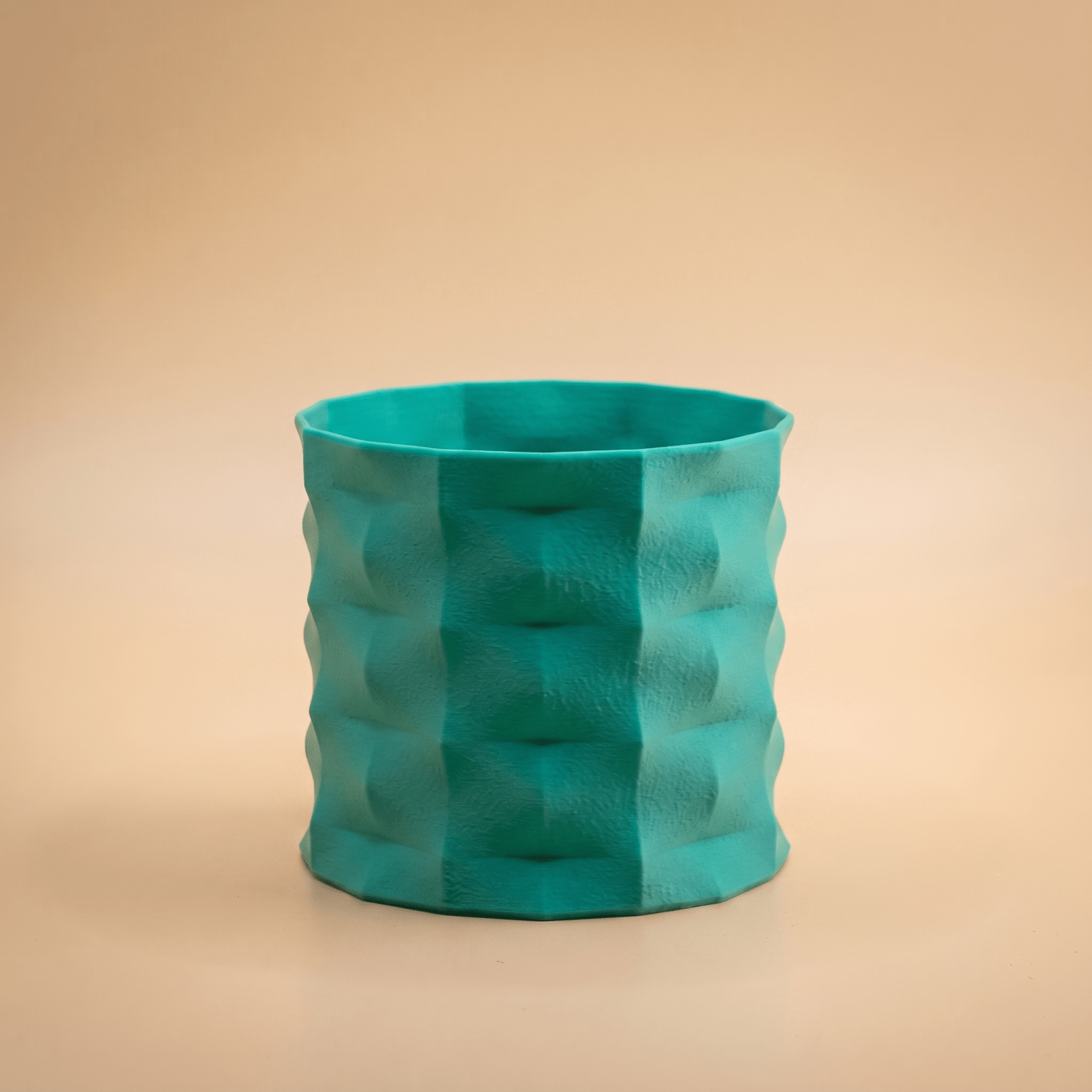 Veyra Planter - Vessela