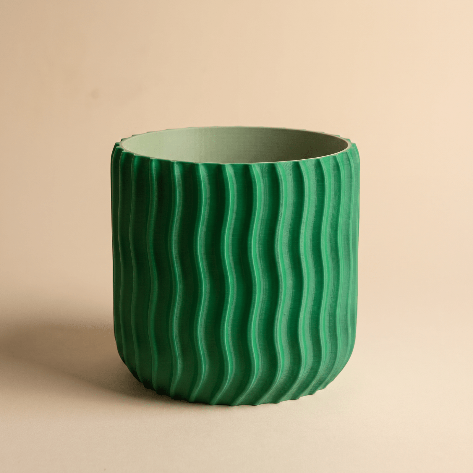 Varen Planter - Vessela