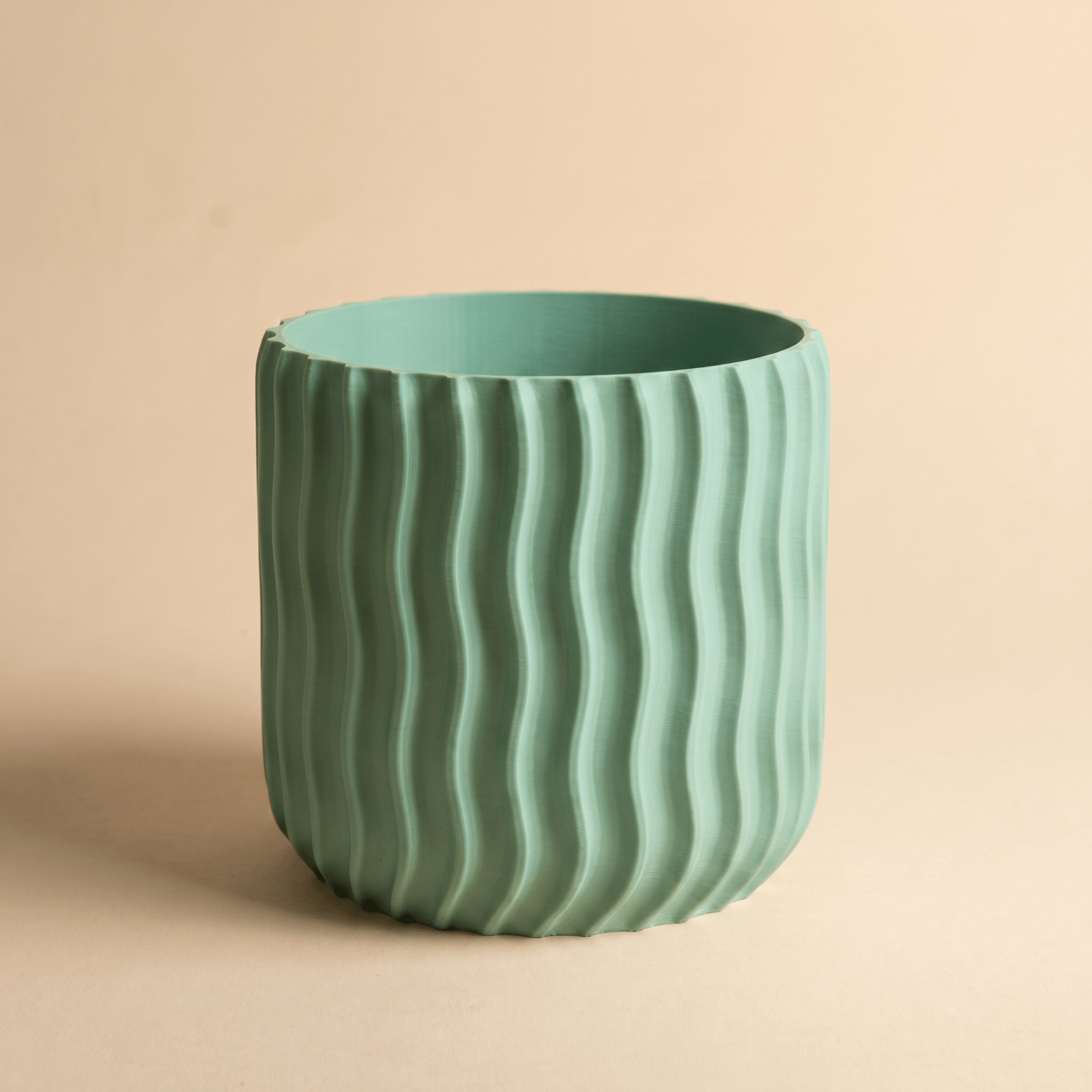 Varen Planter - Vessela