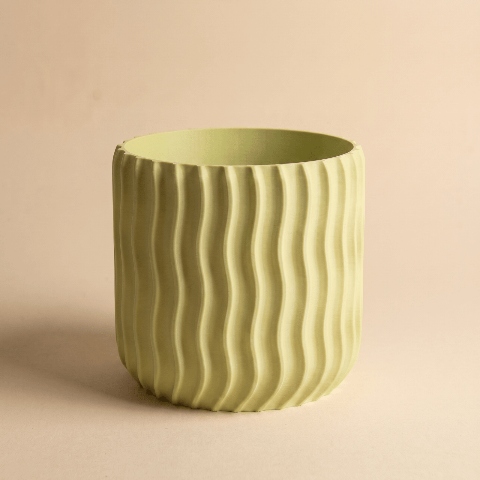 Varen Planter - Vessela