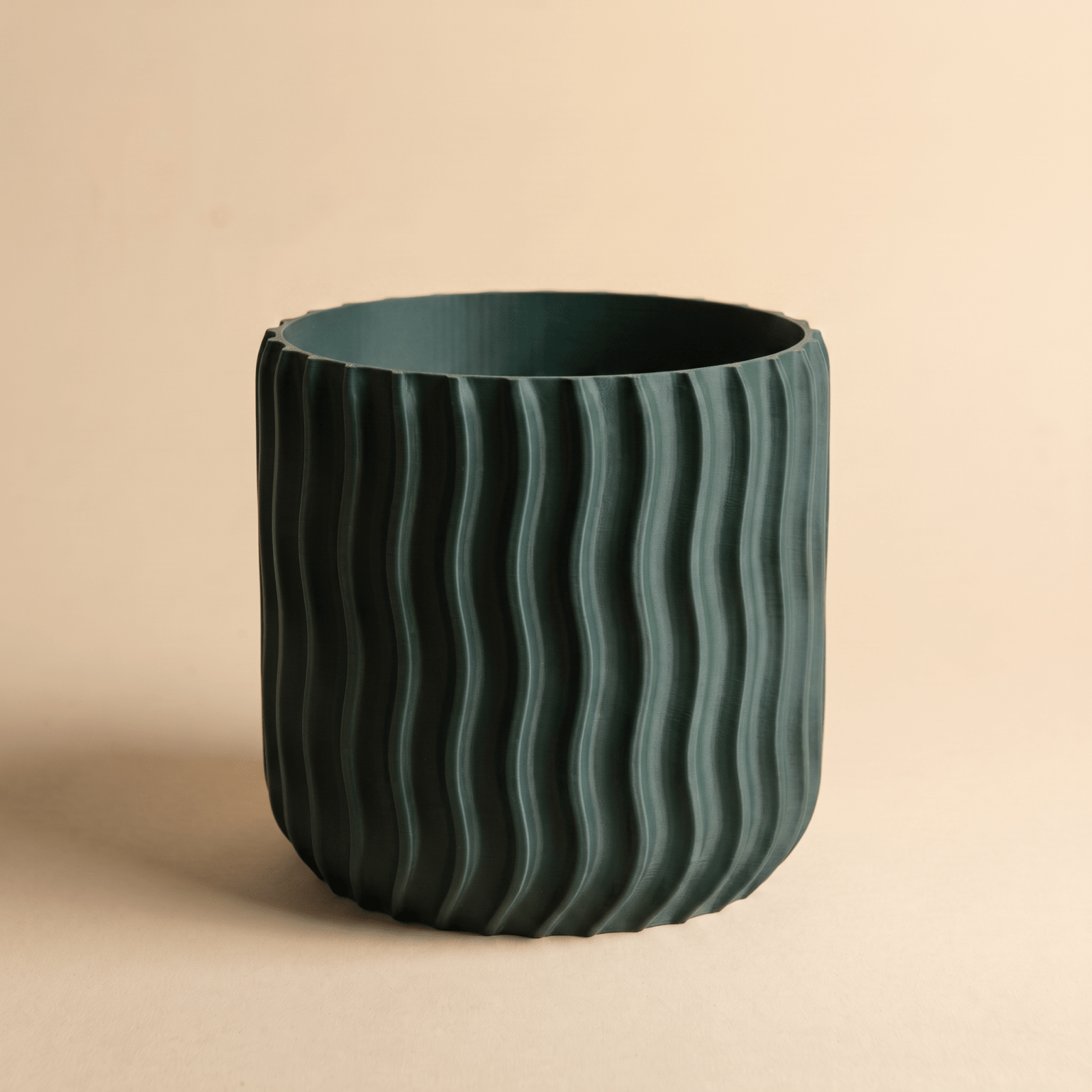 Varen Planter - Vessela