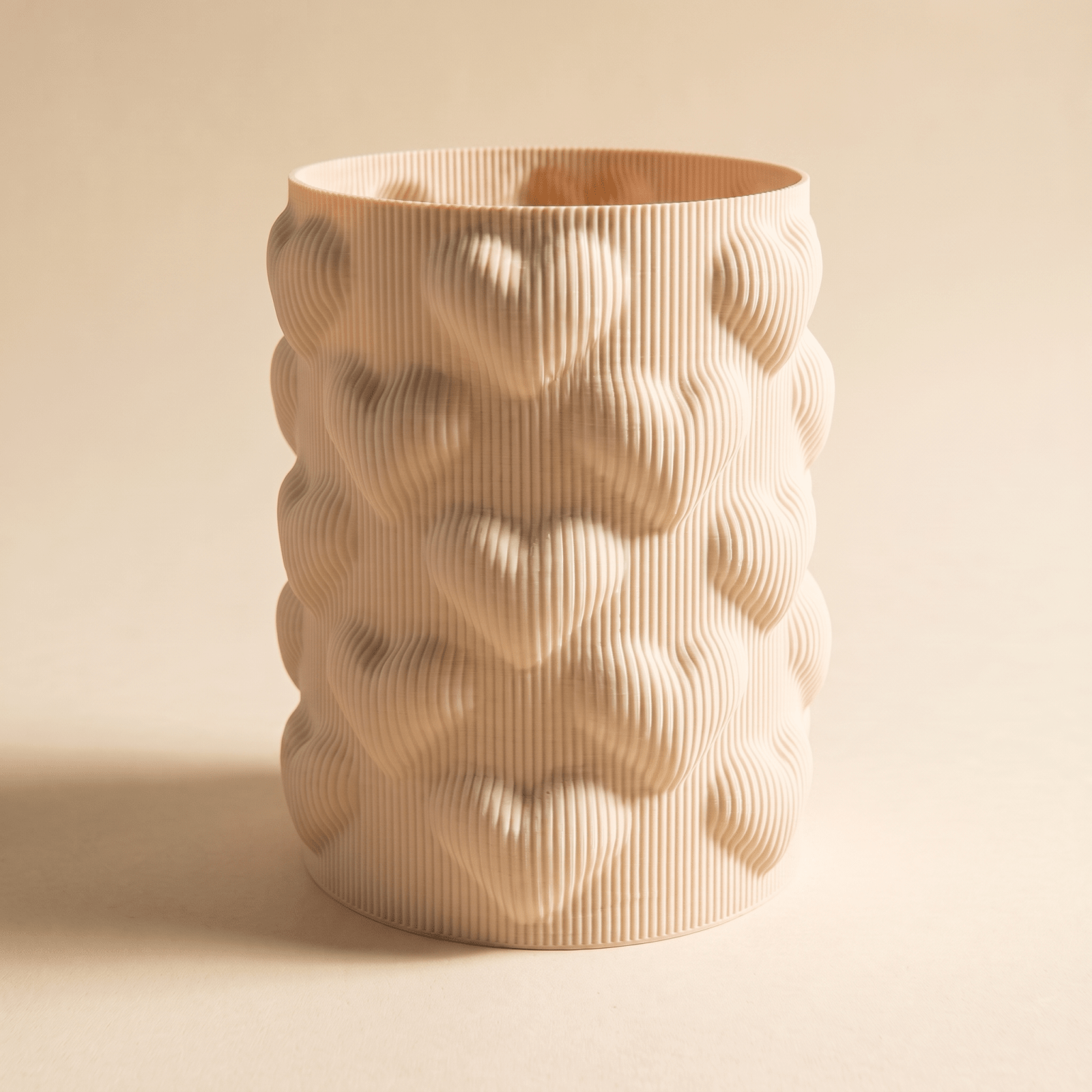 Love Hearts Vase - Vessela