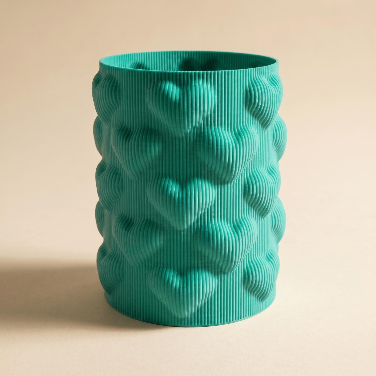 Love Hearts Vase - Vessela