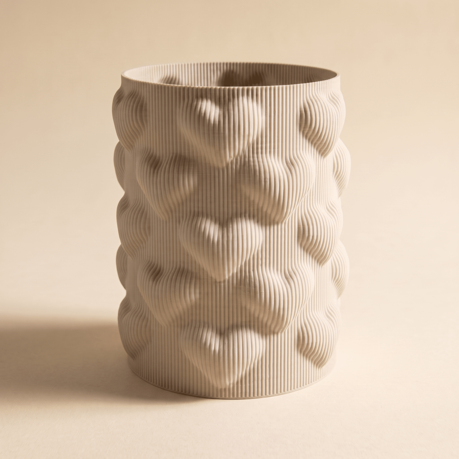 Love Hearts Vase - Vessela