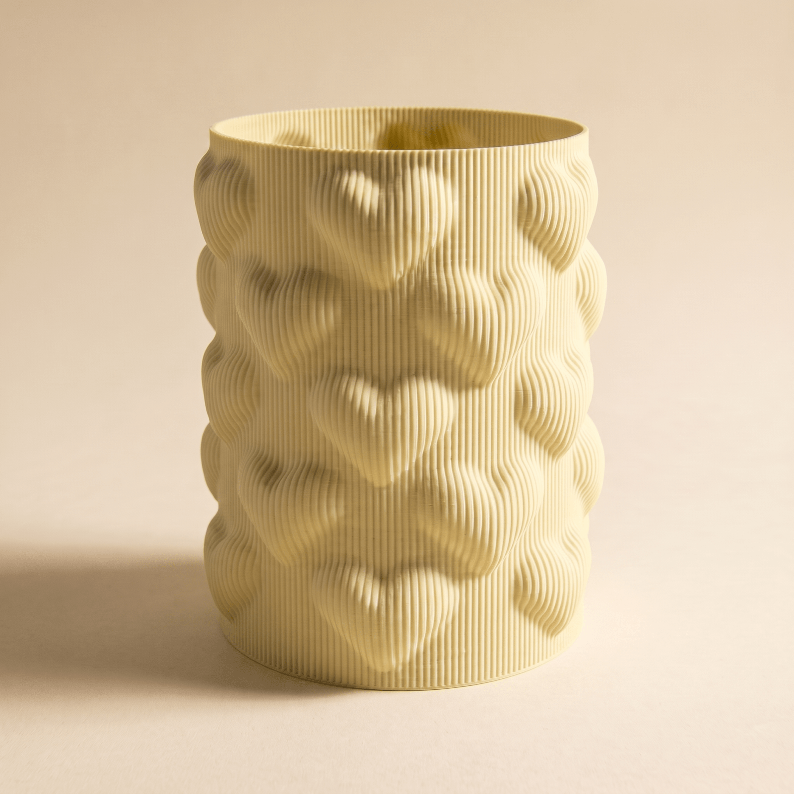 Love Hearts Vase - Vessela
