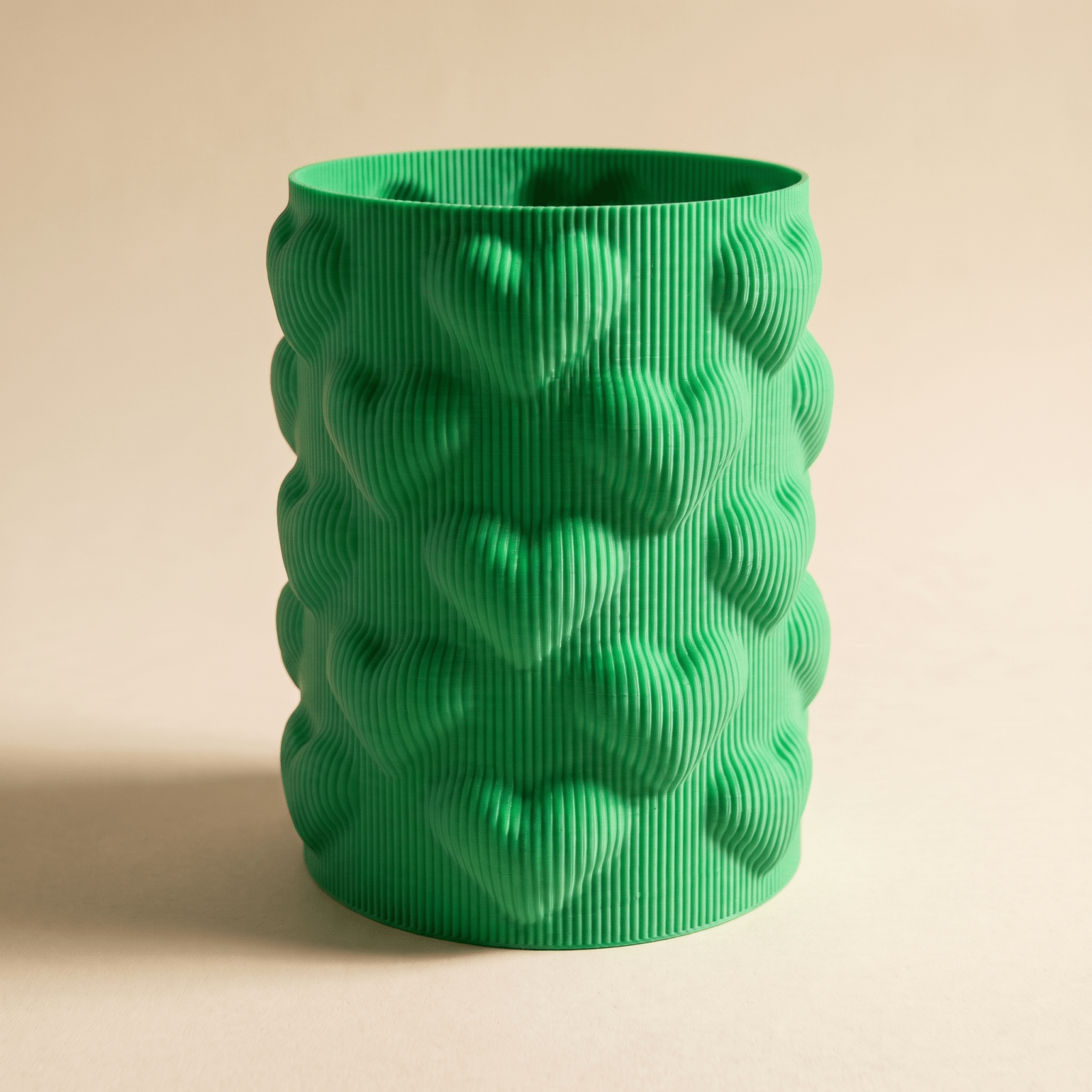 Love Hearts Vase - Vessela