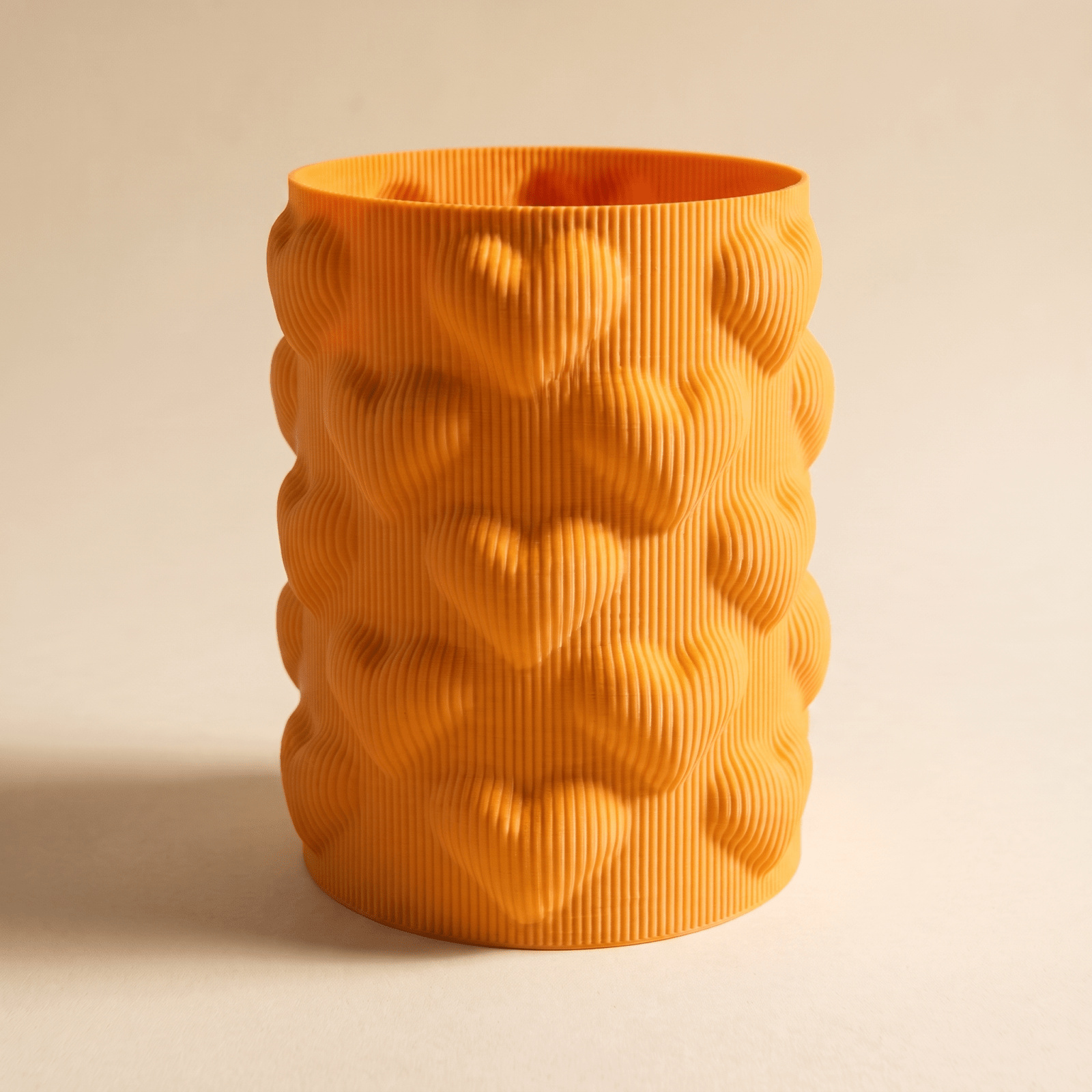 Love Hearts Vase - Vessela