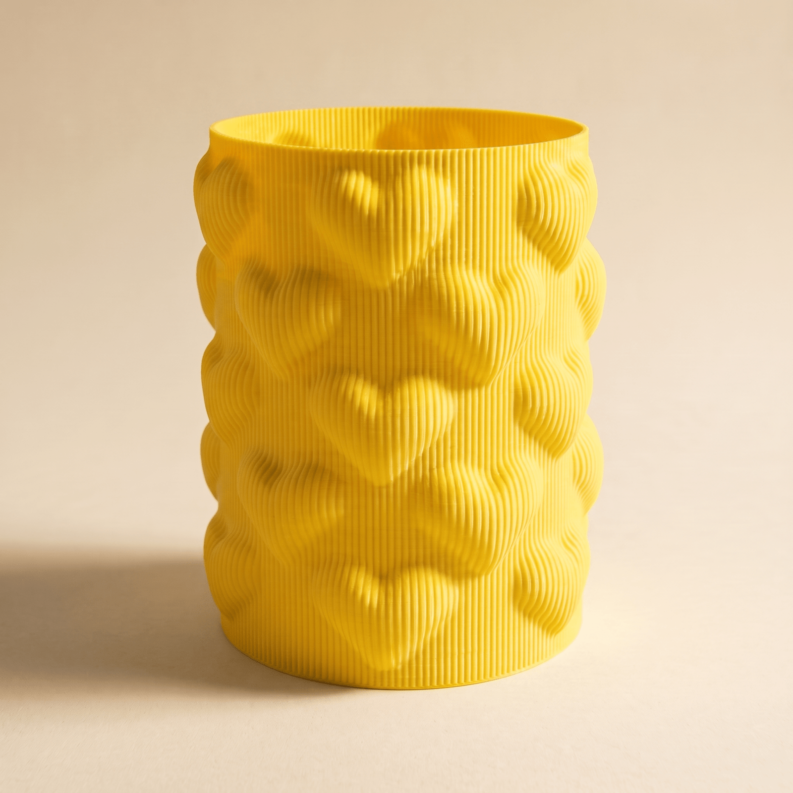 Love Hearts Vase - Vessela