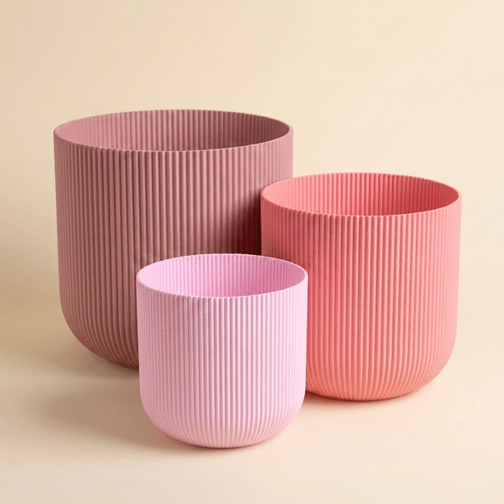 The Forma Trio nesting planter set in Blush Calm — petal pink, pink and dusty mauve gradient