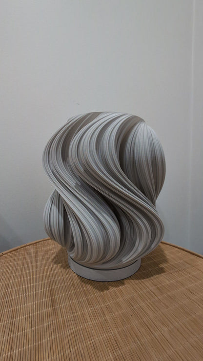 Brisa Lamp